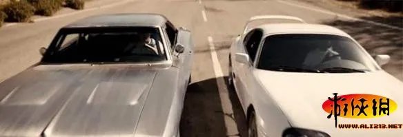 你以为莱肯超跑真被撞坏了？ 盘点《速7》玩坏的汽车