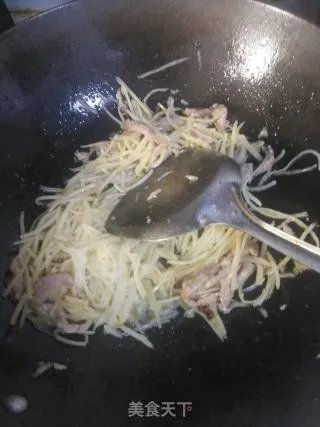土豆丝炒肉