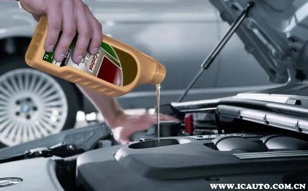 别克君越2.4用什么机油好,君越2.4加多少机油