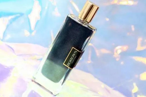 冰希黎香水属于什么档次化妆品？