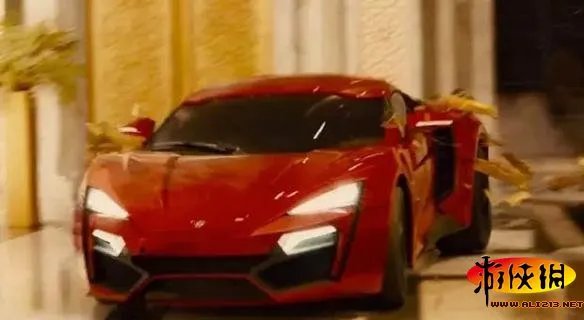 你以为莱肯超跑真被撞坏了？ 盘点《速7》玩坏的汽车