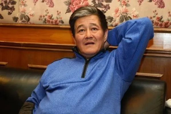 赵本山为什么被封杀？赵本山怎么了得罪谁了？赵本山死了吗