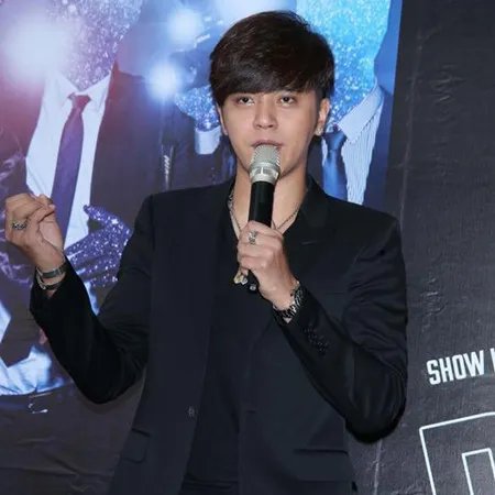 罗志祥演唱会晕倒吓坏妈妈及歌迷 盘点明星演唱会雷人瞬间