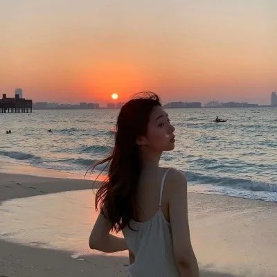 2020女生背影头像大全