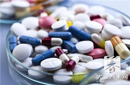 吃康泰克能喝酒吗