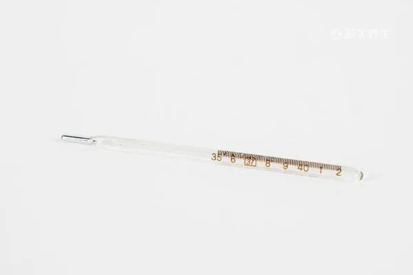 体温计量腋下几分钟