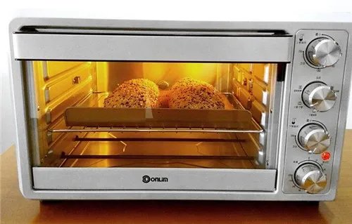 烤箱烤盘上不放锡纸可以吗