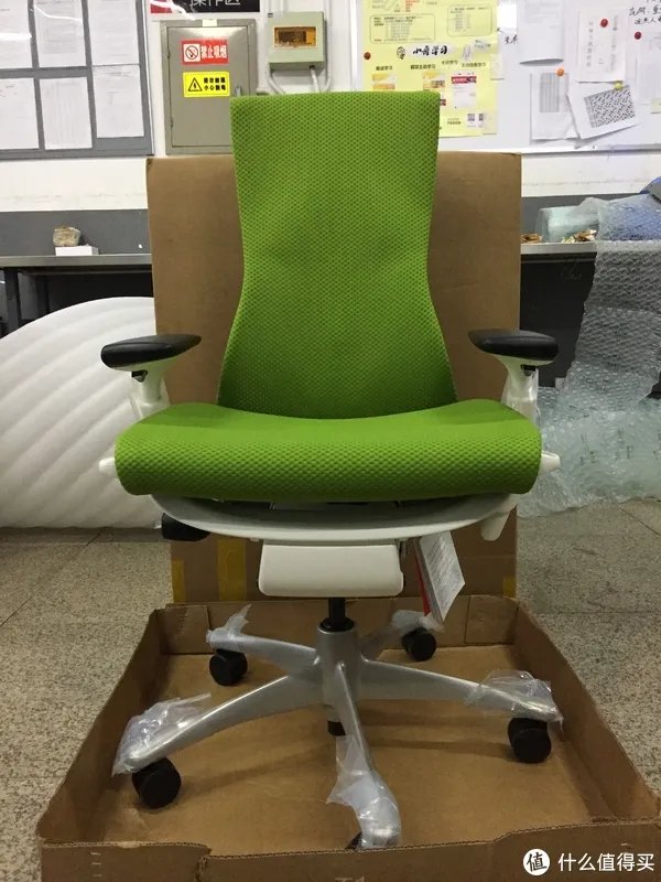 Herman Miller Embody人体工学椅三款面料简单介绍及日常维护