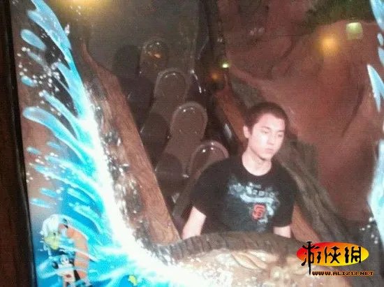 我有小左小右!玩家公认的最“孤独一生”情景