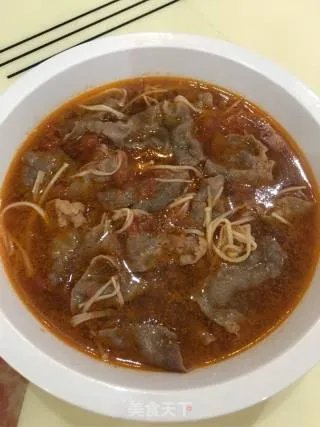 番茄金针菇肥牛