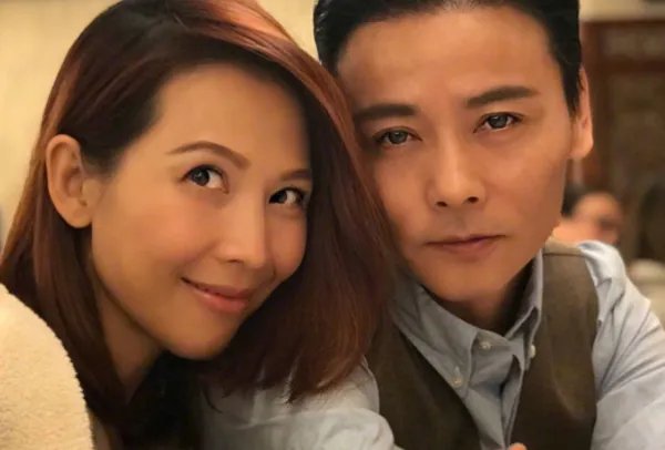 张晋发长文表白蔡少芬，他们夫妻二人结婚多年为何还能保持恩爱如初？