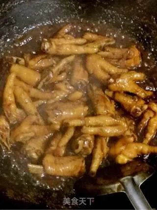 红烧鸡爪