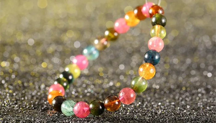 碧玺是什么东西 碧玺是什么意思