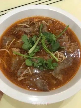 番茄金针菇肥牛