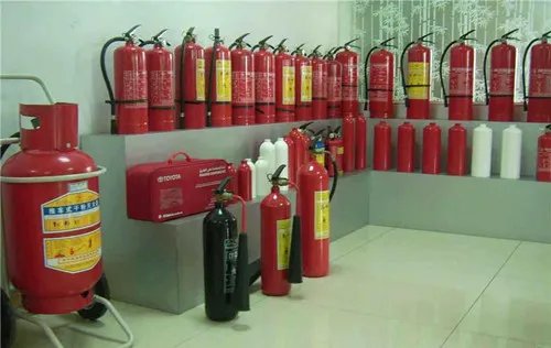 灭火器使用的四个步骤