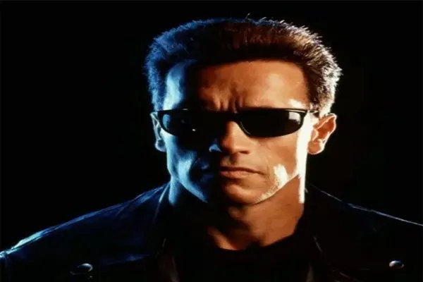 美国武打明星排行榜 第一名是第一位打入好莱坞的中国华人