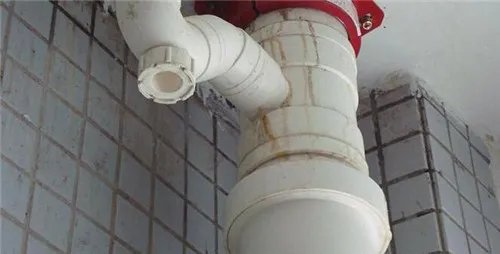 家里水管漏水怎么办