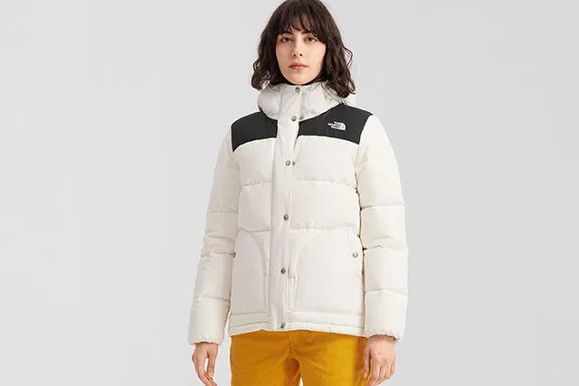 白色羽绒服染色怎么洗干净 白色羽绒服染色了怎么洗才能变白