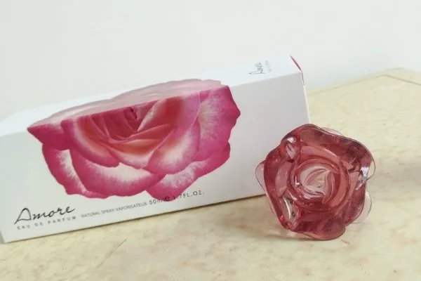 冰希黎香水属于什么档次化妆品？