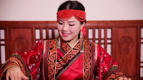 关于歌曲《鸿雁》的介绍。