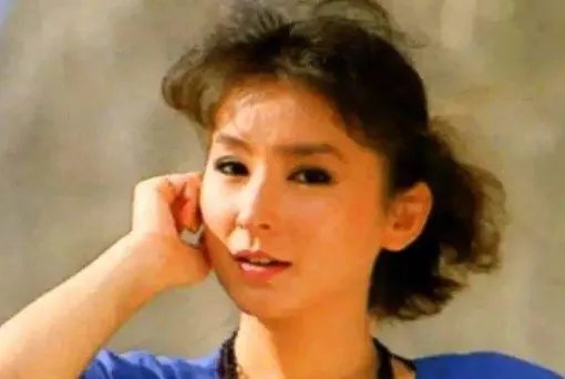 滚滚红尘歌曲原唱歌词