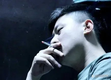 2010年，曹云金大闹郭德纲的生日宴，为啥不敢数落李鹤东？