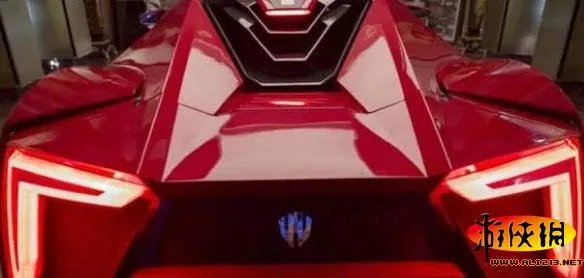 你以为莱肯超跑真被撞坏了？ 盘点《速7》玩坏的汽车