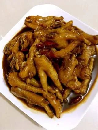 红烧鸡爪
