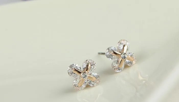 锆石是什么 锆石是什么东西