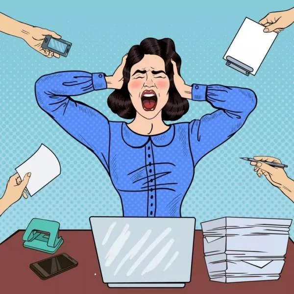 北京女孩半路被叫回加班崩溃大哭，是压力大，还是承受能力太差？