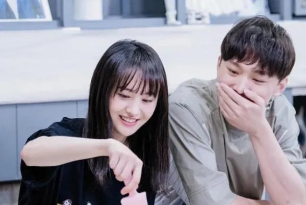 郑爽和张恒之间的事情，为何让网友如此炸锅？