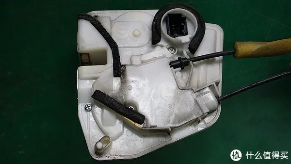 又是通病？马自达睿翼更换门锁块小记