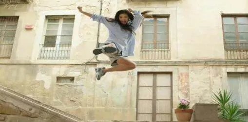 蓝色大海的传说在哪看?