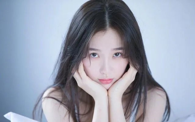 虞书欣还原顶火锅事件，为何她会被骗呢？