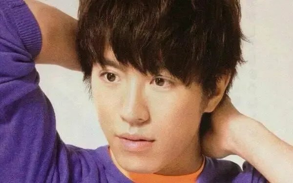 村上信五被爆与异性出行，这算是有新恋情吗？