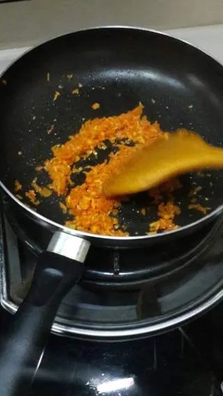 胡萝卜炒鸡蛋