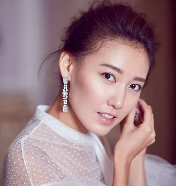 《都挺好》高露老公照片曝光身份惊人 高露个人资料婚姻状况如何