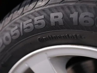 马牌轮胎和邓禄普轮胎哪个好?有什么区别?