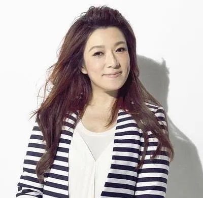 聆听经典歌曲最浪漫的事  赵咏华在歌词中表达了什么