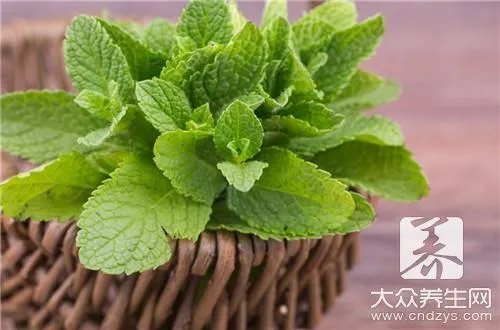 荷叶茶减肥有用吗？             