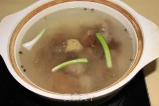 丽江腊排骨火锅