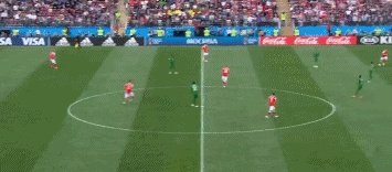 世界杯首场比赛俄罗斯5:0完胜沙特阿拉伯,戈洛文2助攻1进球,如何评价他在本场比赛中的表现?