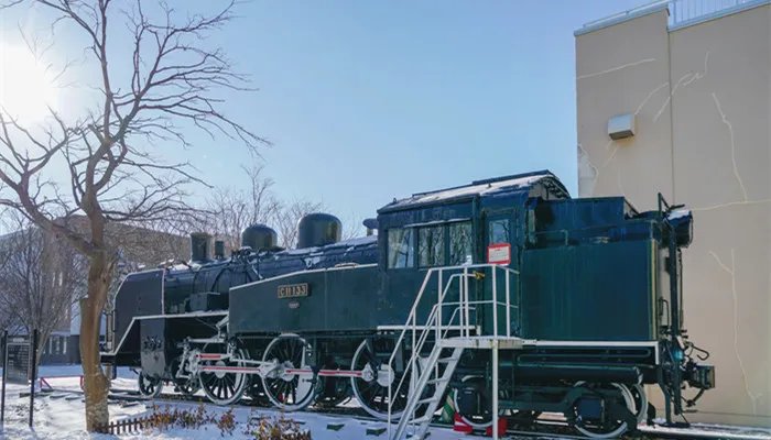 蒸汽机是谁发明的 蒸汽机发明者是谁