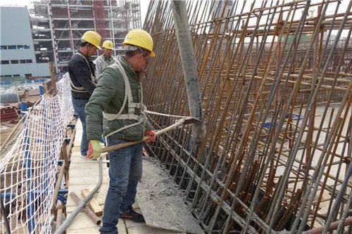 混凝土裂缝原因是什么