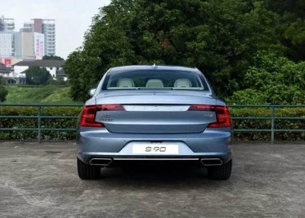 沃尔沃S90怎么样？值得买吗？
