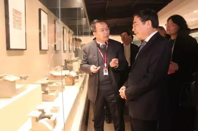 中华人民共和国国家工信部苗圩部长视察大信