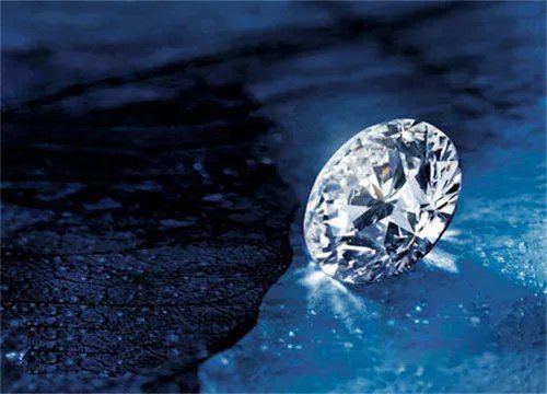 鉴别钻石的方法有哪些 四种方法教你辨别钻石的真假