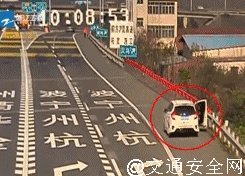 大家分享一下最搞笑的头像图片?