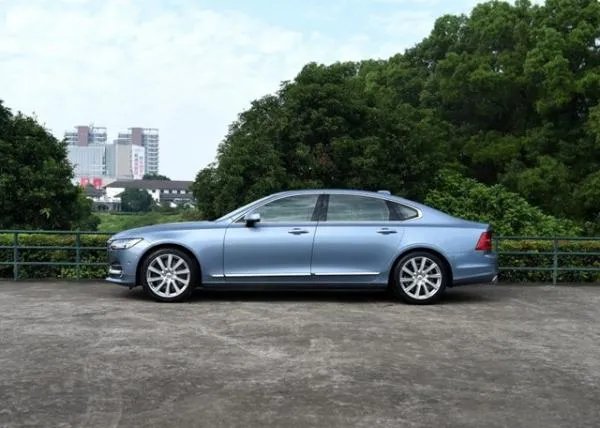 沃尔沃S90怎么样？值得买吗？