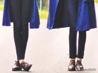 小脚裤配什么鞋好看？